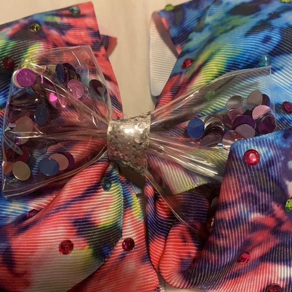 JoJo Siwa die dye bow - Picture 3 of 3